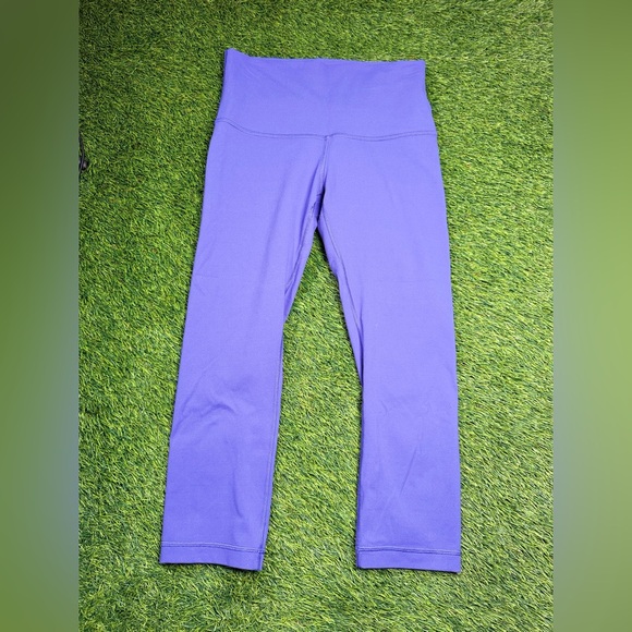 lululemon athletica Pants - Lululemon Purple High Rise Capri Leggings Women’s Size 8 Yoga Athletic